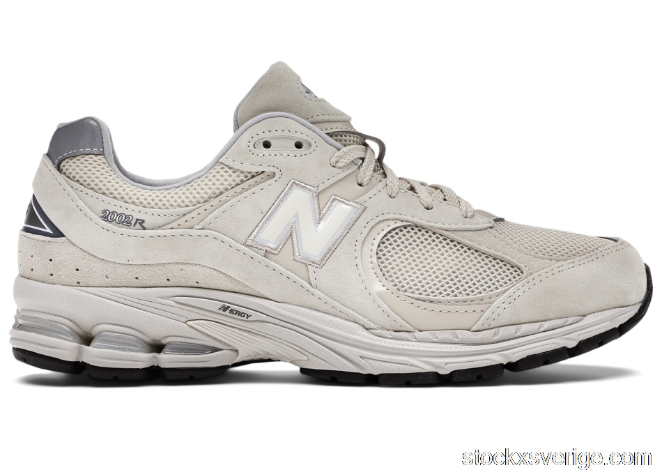 New Balance 2002R Bone Light AluminumML2002RE