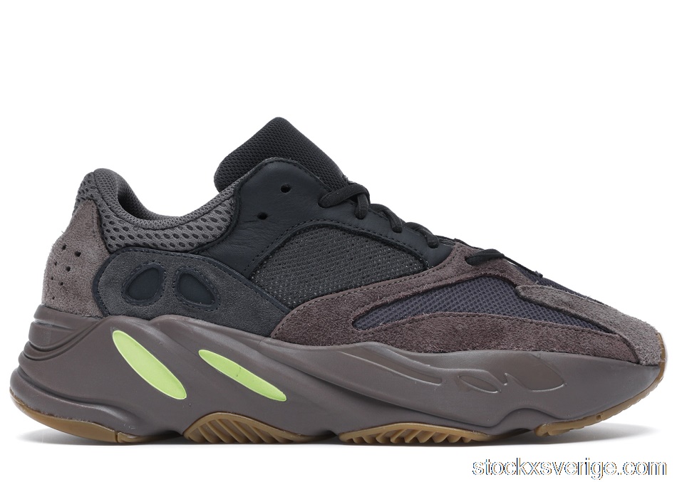 adidas Yeezy Boost 700 MauveEE9614